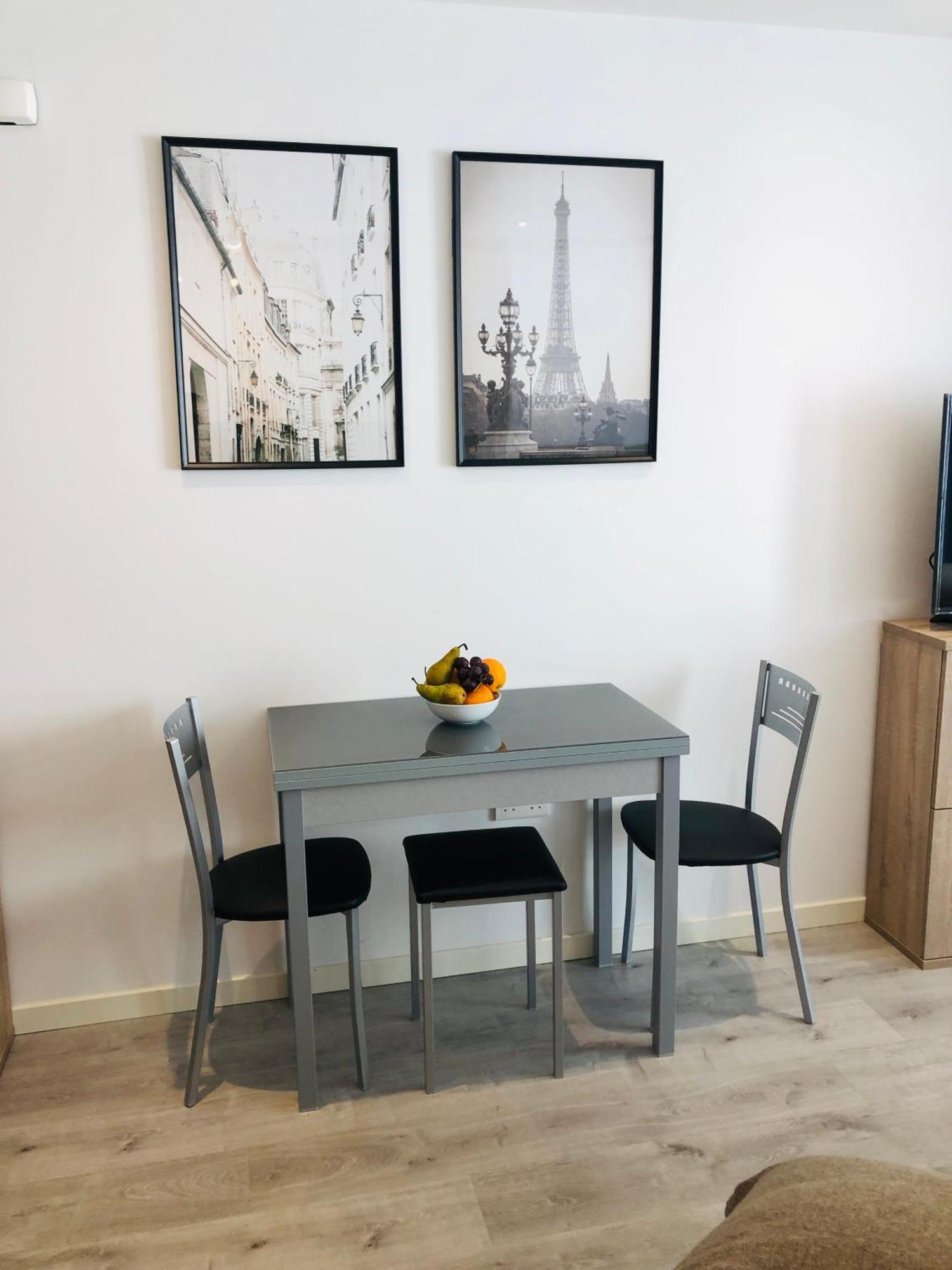 Cp High Floor Luxury Studio Sleeps 3 Гибралтар Екстериор снимка
